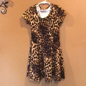 Leporade print dress like new